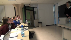 Distributed Sensing using Ressource-Constrained Multi-Robot Systems